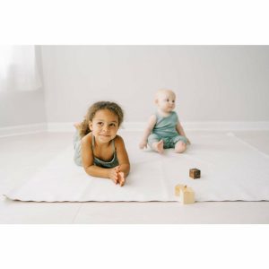 Vegan Leather Play Mat, White | Activity Gyms & Playmats Activity Gyms & Playmats Activity Gyms & Playmats