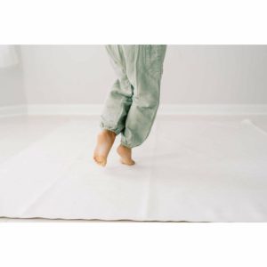 Vegan Leather Play Mat, White | Activity Gyms & Playmats Activity Gyms & Playmats Activity Gyms & Playmats